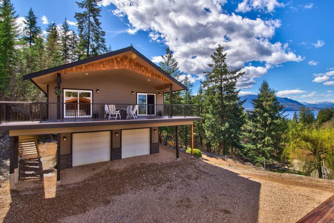 Semi-lakefront Luxury Retreat In Blind Bay, Bc Holiday home Blind Bay