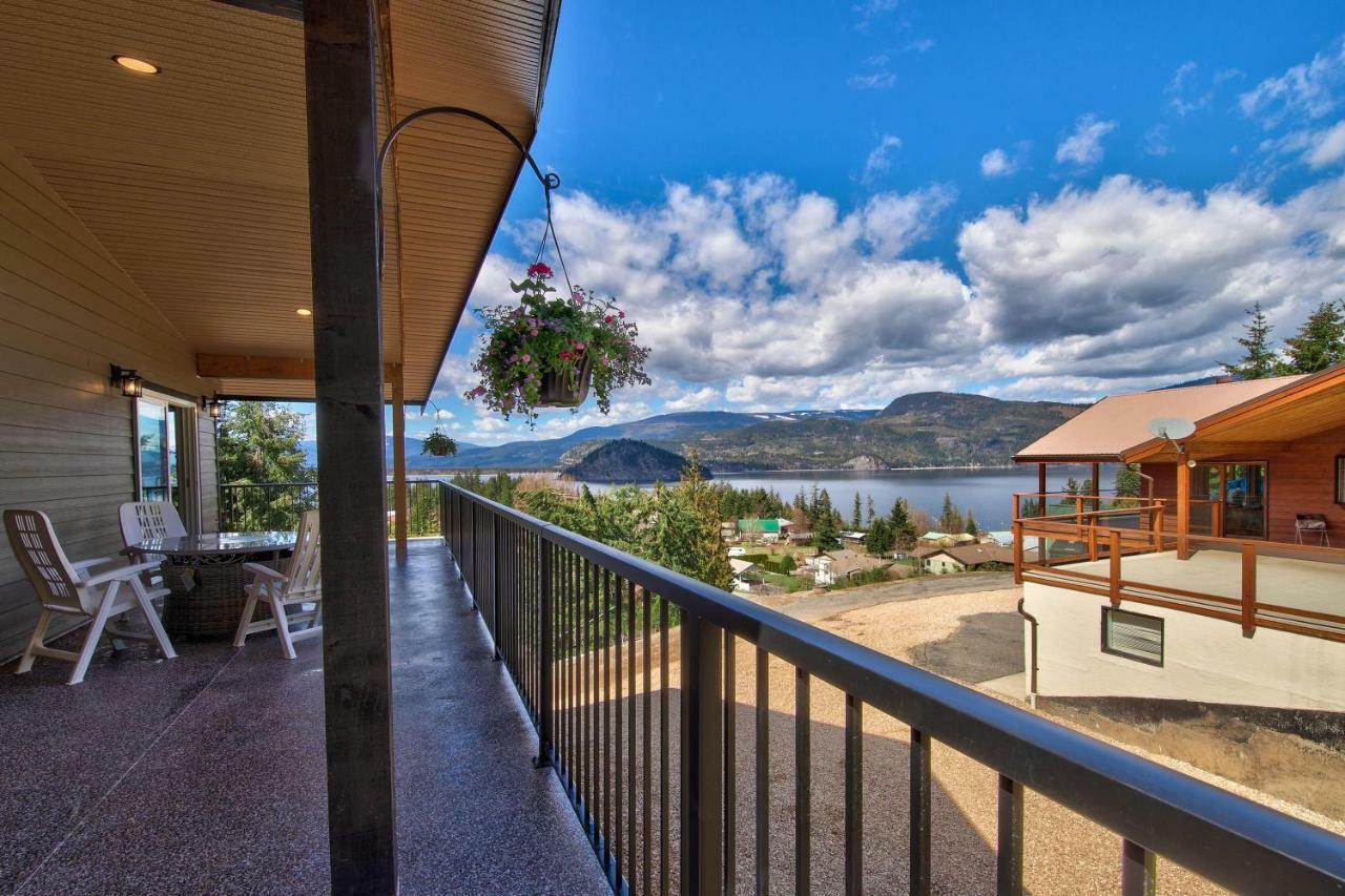 Semi-lakefront Luxury Retreat In Blind Bay, Bc * Blind Bay