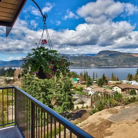 Semi-Lakefront Luxury Retreat In Blind Bay, Bc Cottage Exterior photo